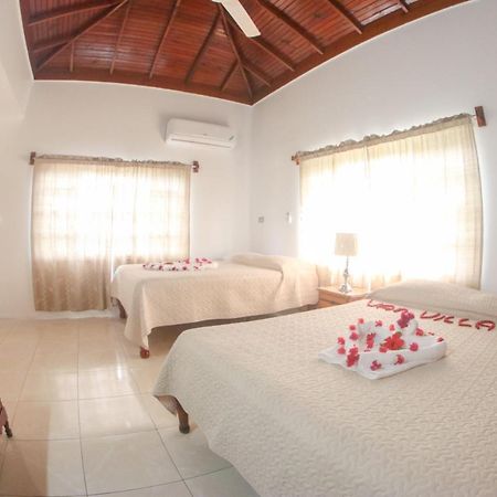 Van Villa Guesthouse Negril Eksteriør billede